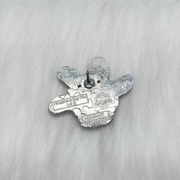 🔮 5/$25 Disney White Glove Silhouette Three Little Pigs‎ Practical Pig Pin - Picture 3 of 3